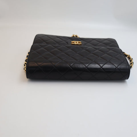 Pre-owned #90152 CHANEL Matelassé Chain Shoulder Bag | Push-Lock | Lambskin | Black | 5 Series (1997–1999) | Gold Hardware | Vintage