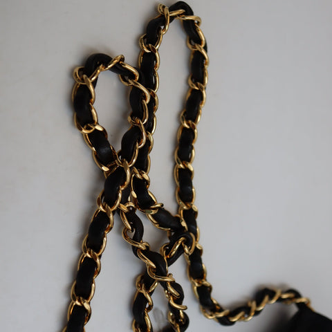 Pre-owned #90152 CHANEL Matelassé Chain Shoulder Bag | Push-Lock | Lambskin | Black | 5 Series (1997–1999) | Gold Hardware | Vintage