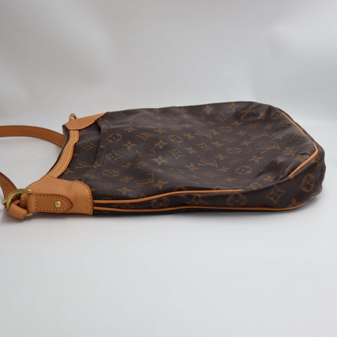 Pre-Owned #BP3526 Louis Vuitton Monogram Odeon MM Shoulder Bag M56389