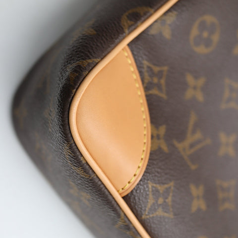 Pre-Owned #BPR05229 Louis Vuitton Monogram Trocadero 30 Crossbody Bag M51272