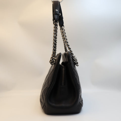 Pre-Owned #R0611 CHANEL Chain Shoulder Tote Bag Calfskin/Black CC Mark Tote Bag